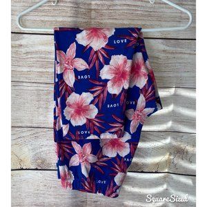 Love Floral pattern capri workout leggings XL